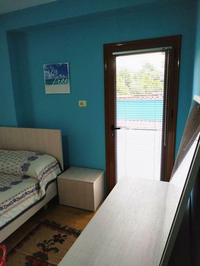 פוגרדץ Lovely Apt At The Heart Of The City&Near The Lake מראה חיצוני תמונה