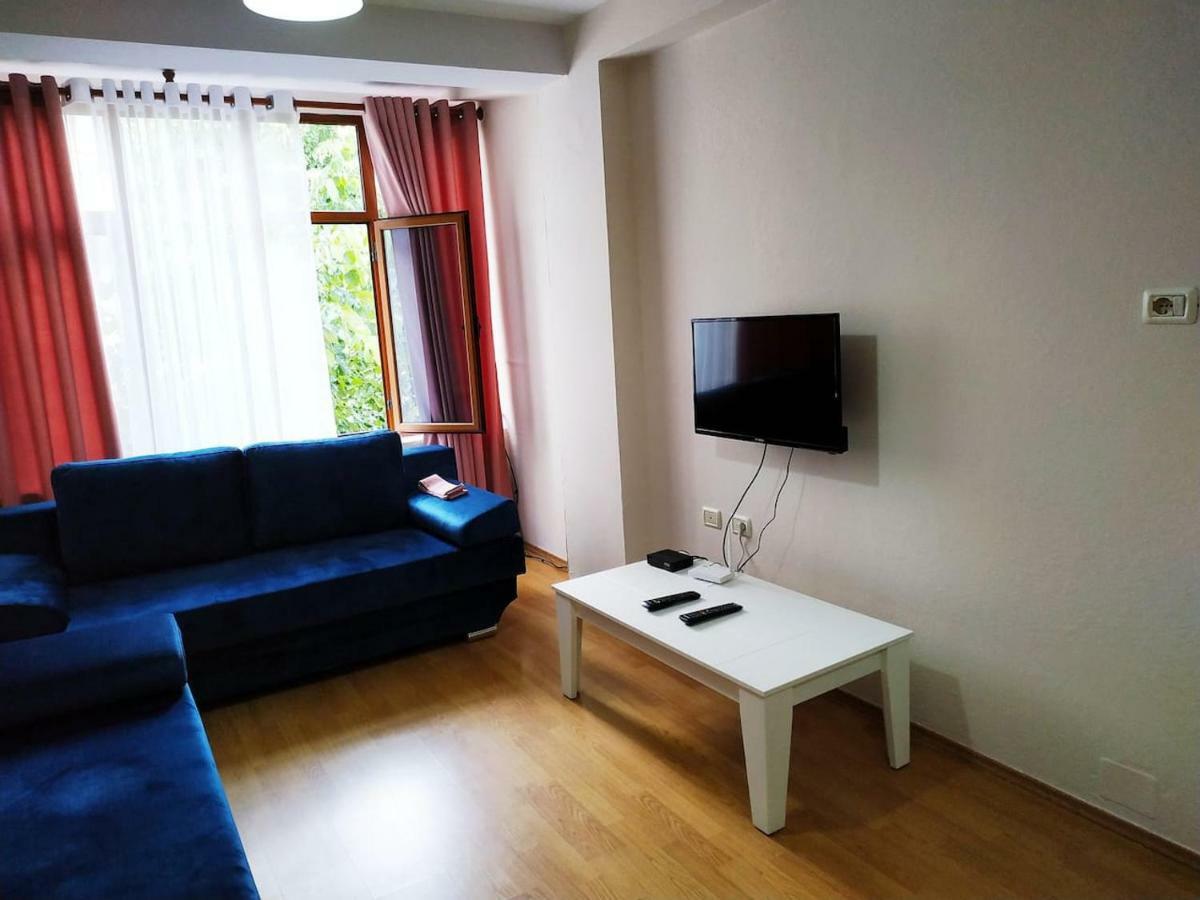 פוגרדץ Lovely Apt At The Heart Of The City&Near The Lake מראה חיצוני תמונה